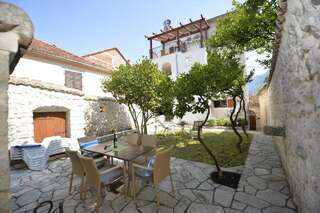 Гостевой дом Vila Gina Apartments Котор-5